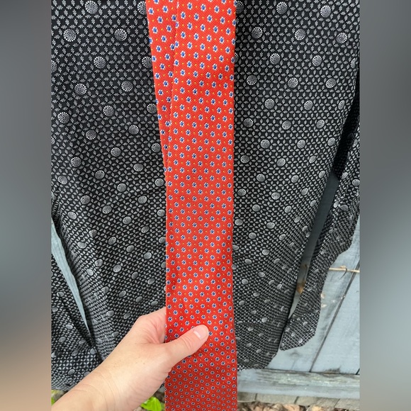 Ralph Lauren Men’s Silk Patterned Tie - Picture 2 of 3